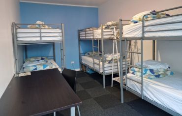 Mixed 6 Bed Dorm